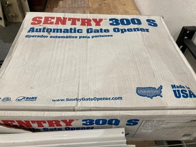 USAutomatic Sentry 300 Series Kit Abridor de Puerta Doble Oscilante - Panel de 10 Vatios Foto 1 de 4