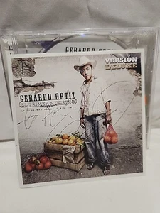 GERARDO ORTIZ - El Primer Ministro VERSION DELUXE (SIGNED) AUTOGRAFIADO CD Cover - Picture 1 of 7