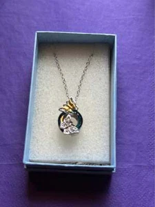 Gold & Silber Schmetterling Halskette auf blauem Kristall Ring - Bild 1 von 2