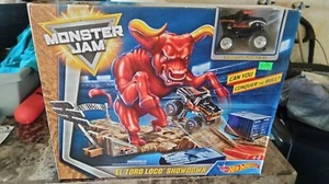 Hot Wheels MONSTER JAM "EL TORO LOCO SHOWDOWN" Playset NIB - Picture 1 of 7