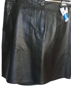 Minifalda de cuero negra Weekend Max Mara hasta la rodilla talla 8 EE. UU. - Imagen 1 de 12