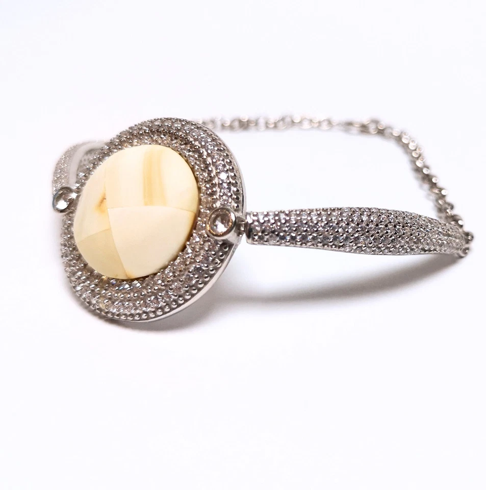 Elegante pulseira de ilhós prata brilhante com mosaico âmbar báltico, corrente ajustável - Imagem 1 de 1