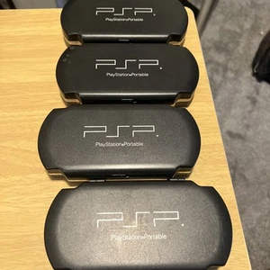 Lot of 4 PSP Playstation Portable UMD Travel Hard Carry Case Black Holds 8 Games - Picture 1 of 2