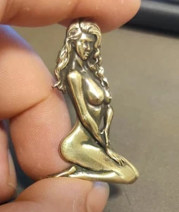 1 piece Sexy Kneeling Mature Female Brass Metal Stickers Suitable for ZIPPO - Picture 1 of 6