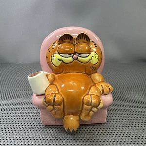 VTG 1981 Enesco Garfield On Pink Chair With Coffee Ceramic Trinket Box RARE - Picture 1 of 10