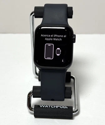 Apple Watch SE 2nd Gen 40MM Midnight Aluminum Sport Band A2726-Unlocked - Image 1 of 4