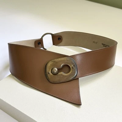 Fivela de couro marrom ligado em suedine latão trava cinto assimétrico - Imagem 1 de 4