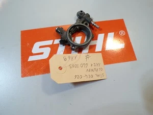 Stihl  MS 24-026  Ölpumpe 1121 640 3203 # 1869 - Picture 1 of 1