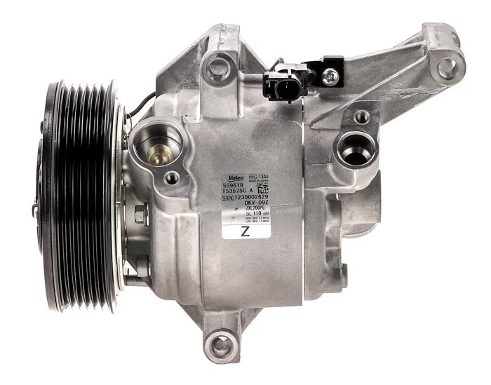 Compresor de aire acondicionado 2016-2021 CX-3 2,0 L, 2016 iA 1,5 L, 2016-2019 Yaris 1,5 L / Yaris iA Foto 1 de 1