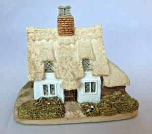 Lilliput Lane - 1985 Made in UK Collectible -  Clare Cottage - Picture 1 of 5