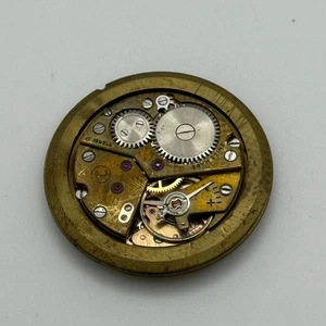 Peseux P320 Watch Movement Peseux Manual Wind Vintage Swiss Parts Repair 22.9mm - Picture 1 of 4