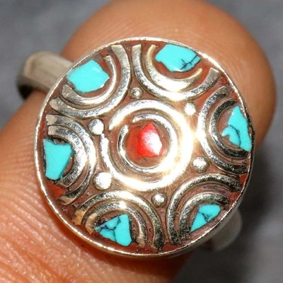 Anillo de Coral Rojo Turquesa Tibetana Tribal Nepalí Chapado en Plata 925 EE. UU. 10 JW Foto 1 de 3