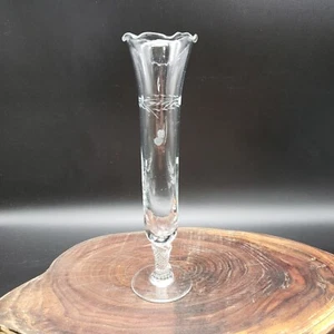 Vintage Clear Glass Bud Vase 8" Etched Trumpet Form Twisted Net Stem Elegant - Picture 1 of 8