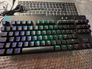 logitech g pro tenkeyless gaming keyboard - Picture 1 of 4