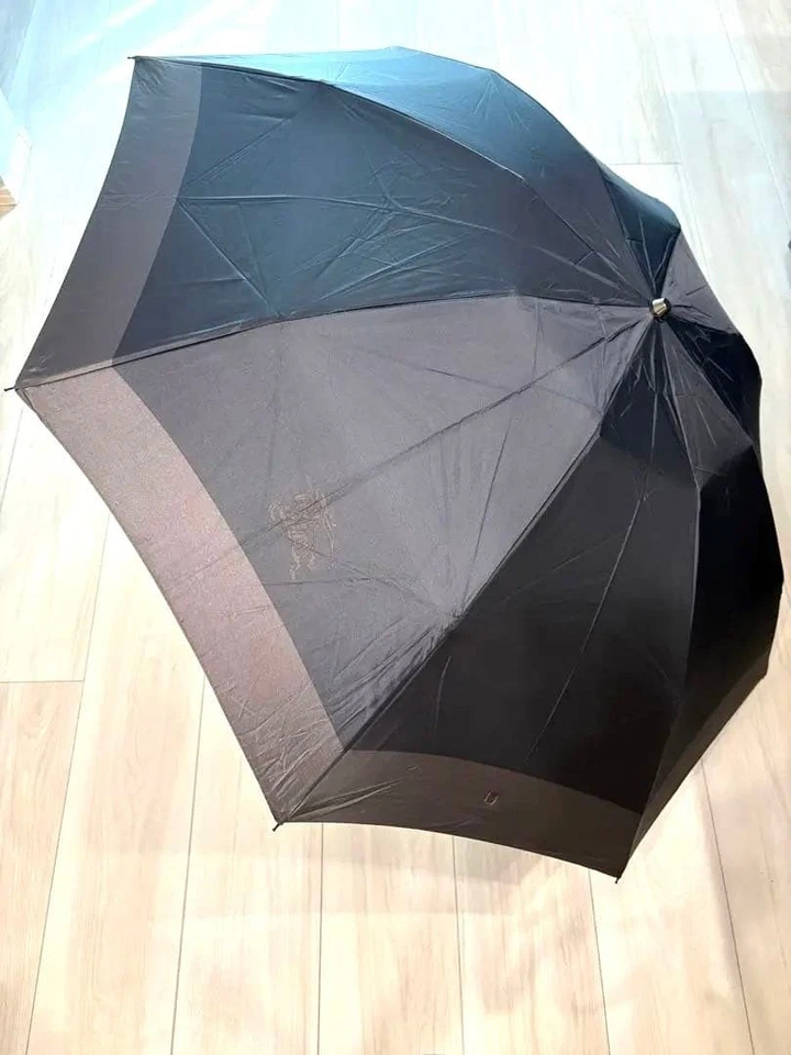 Burberry Paraguas Sombra Plegable Sombra Caballo Logo Negro Hombres Paraguas Accesorio O Foto 1 de 4