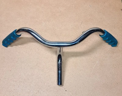 Manillar Schwinn Lil Stingray piezas triciclo empuñadura azul buen estado Foto 1 de 4