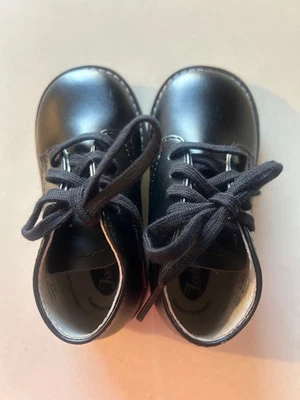 Footmate Todd  baby size 2.5  Black Classic Hard Bottom  Hi Top Dress New  - Image 1 of 4