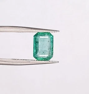 1.70ct Natural Zambian Emerald Loose Gemstone. - Picture 1 of 9