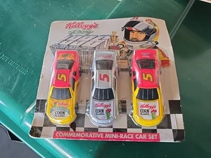 Kellogg's Racing 1996 Corn Flakes Diecast Cars Commemorative Mini-Race Car Set - Bild 1 von 2