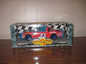 richard petty/bobby hamiton sr 1/18 diecast nascar 1996 pontiac grand prix - Picture 1 of 3