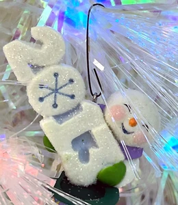 2013 HALLMARK -FROSTY FUN DECADE -4TH IN FROSTY FUN DECADE SERIES - MINT IN BOX - Picture 1 of 7