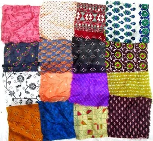 LOT PURE SILK Vintage Sari Fabrics REMNANT 16 pcs 8" SQUARES SMALL PATTERN NICE - Picture 1 of 1