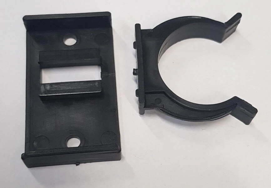 21 x KITCHEN PLINTH LEG CLIPS & BRACKETS KICK BOARD PLASTIC