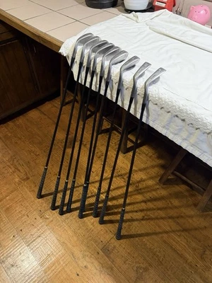 Hierros de carbono Yamaha Secret Pro 3-9,PW,SW RH boro varillas regulares de grafito Foto 1 de 4