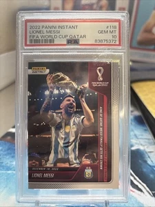 2022 PANINI INSTANT FIFA WORLD CUP LIONEL MESSI #1/22081 *PSA 10 GEM MINT* - Bild 1 von 2