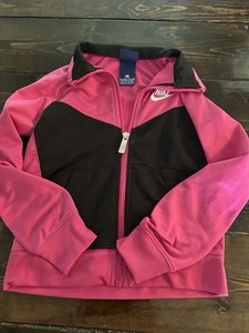 Nike Pink & Black Windbreaker Jacket Size 6 Girls - Picture 1 of 6