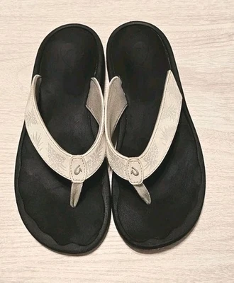 Sandalia para mujer Olukai Ohana blanca piña talla 8 Foto 1 de 4