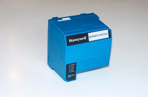 Honeywell RM7890B1014 cero horas/ciclos, grieta en la parte inferior, 1 año de garantía. - Imagen 1 de 12