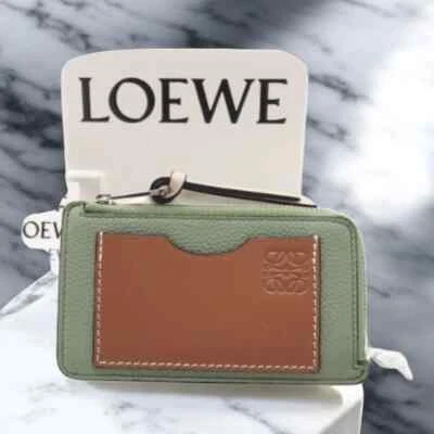 Loewe L-образный монета карты держатель телячьей кожи совершенно новый с коробкой зеленый коричневый - Изображение 1 из 4