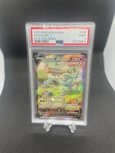 Pokémon TCG Golurk V Evolving Skies 182/203 Holo Ultra selten - Bild 1 von 1