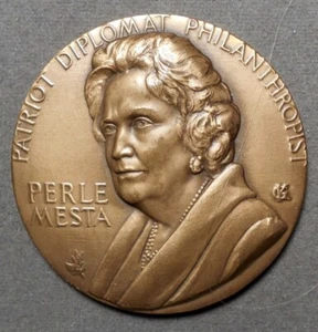 Perle Mesta, Patriot – Diplomat – Philanthropist (Bust) Oklahoma’s Ambassador - Picture 1 of 2