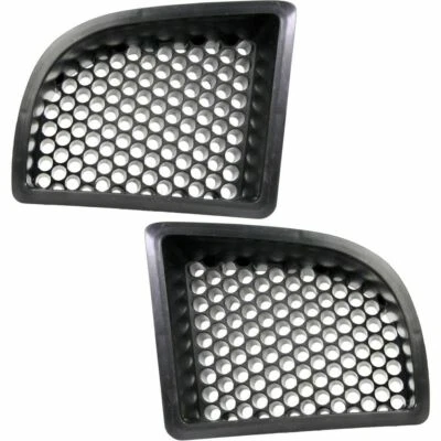 Set of 2 Driver & Passenger Side Front Bumper Grille Fits 2002-2005 Saturn Vue - Image 1 of 4