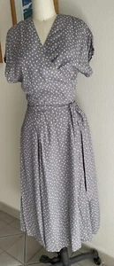 80er Vintage Wickel klassisches Kleid kurzarm grau mit winzigem weißen Blumendruck - Bild 1 von 12
