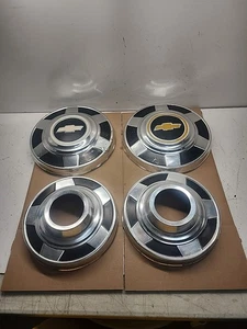 1973-1991 Chevrolet K20 K30 4x4 Truck Suburban 12" Dog Dish Hubcap Set of 4 - Picture 1 of 4