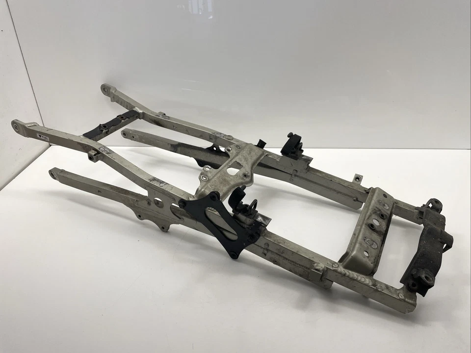 ♻️ Subchasis trasero KAWASAKI ZX6R 1998 - 1999 G1 G2 ♻️ Foto 1 de 4