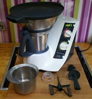 VORWERK THERMOMIX TM21 KÜCHENMASCHINE MIT KOCHFUNKTION VAROMA & ZUBEHÖR *TOP* - Bild 1 von 4