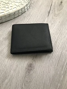 High Quality 100% Handmade Simple Soft Real Leather Men Black Bifold Wallet - Picture 1 of 5