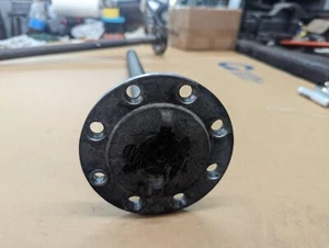 2011 Isuzu NPR Axle Shaft Length: 32 3/4" Diameter: 5 3/8 8 bolt holes 19 spline - Picture 1 of 5