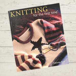 Knitting for the First Time by Vanessa-Ann Trade Paperback 2004, NEW - Picture 1 of 1