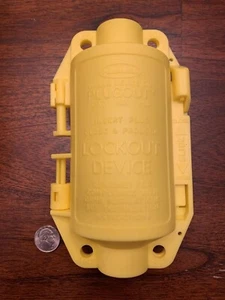 Dispositivo de cableado Hubbell - Bloqueo de enchufe Kellems Hld, amarillo, grillete de 3/8 pulgadas de diámetro NUEVO - Imagen 1 de 3