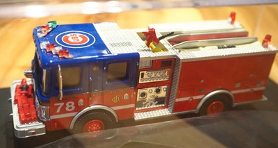 Code 3 CFD 1:64 Limited Edt. Chicago Luverne Pumper Engine Co. 78 Chicago Cubs - Bild 1 von 4