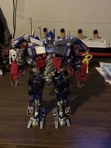 Black Mamba LS-03 Commander Of The God Of War Ko Oversized Mpm Optimus Prime Cover