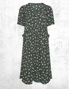 Ex Women’s Plus Size Curve Daisy Print Smock Midaxi Dress in Black A Bit Defect - Picture 1 of 7