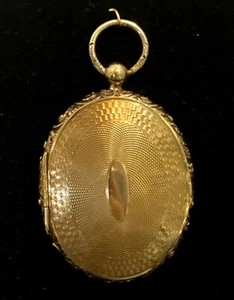 Victorian Gold Photo Locket - Picture 1 of 8