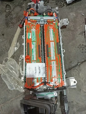 Battery Hybrid Prius Prime VIN C 5th Digit US Market Fits 23 PRIUS 3744511 - Imagem 1 de 4