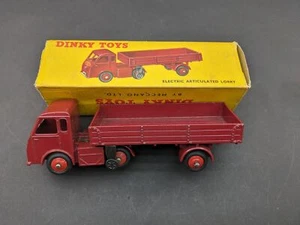 Dinky Toys Electric articulated lorry, red. no 421 Near mint boxed - Picture 1 of 10